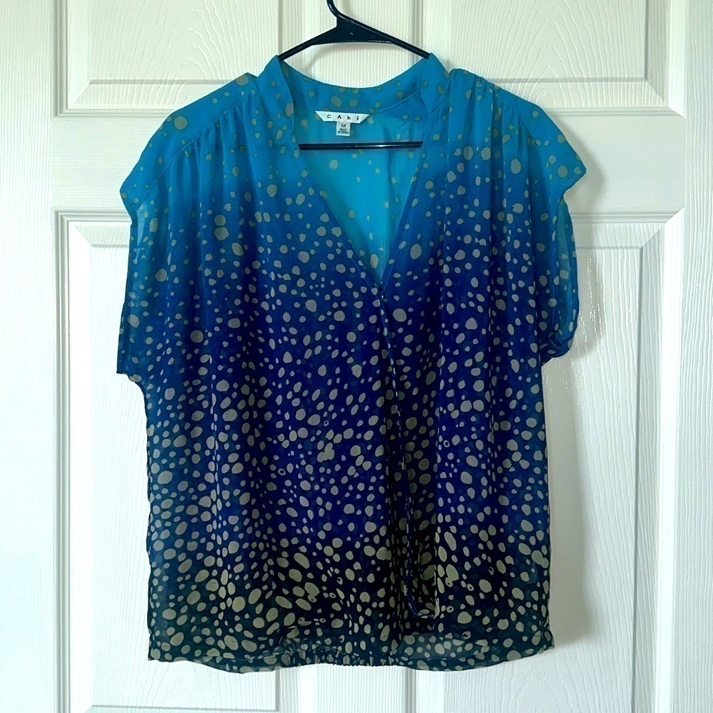 Cabi Womens Small Top Ombre Bubble Dot Blue Sleeveless Chiffon Cross Over Sz M